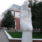 Przed Galerią Trietiakowską